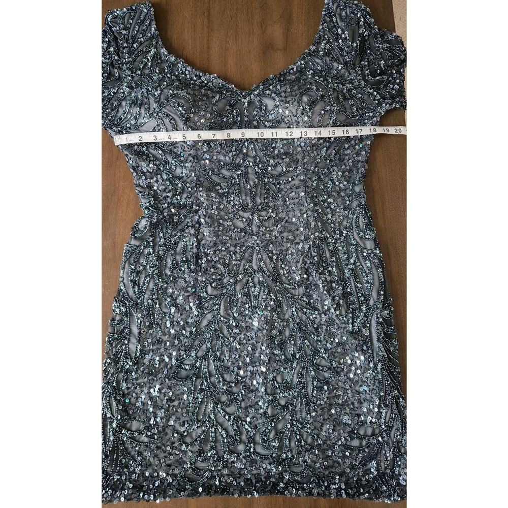 Scala women's Charcoal Sequin Metallic V-Neck Long Flared Sleeve size 14 Euc - Picture 8 of 13